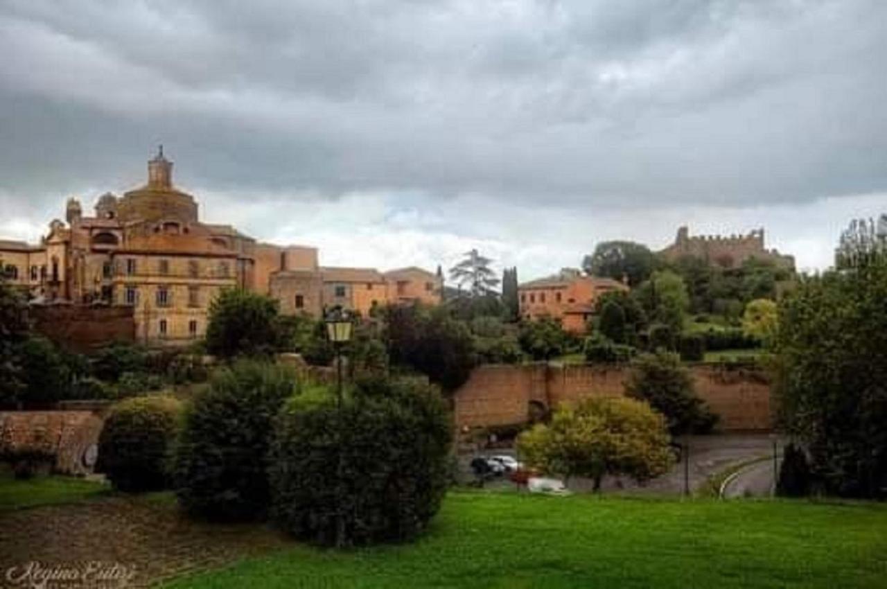 Casa "Oasi" Centro Storico Apartment Tuscania Exterior foto