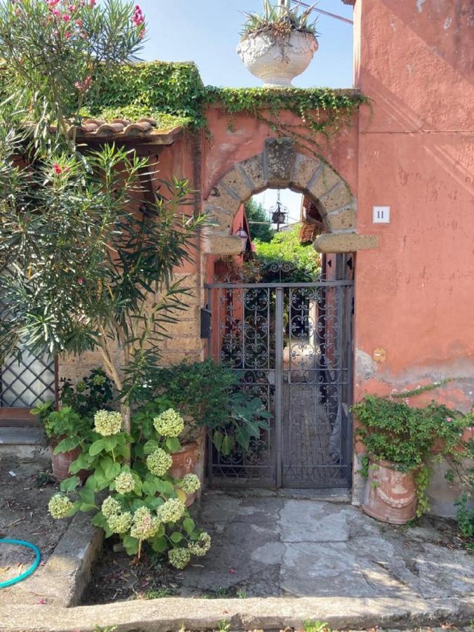 Casa "Oasi" Centro Storico Apartment Tuscania Exterior foto